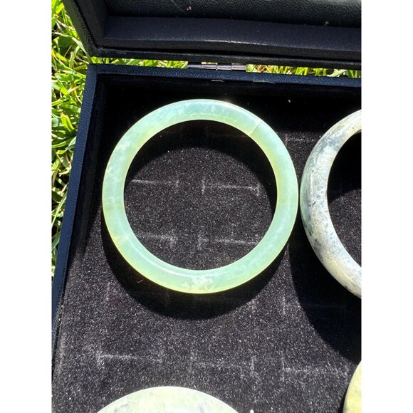 Broken Jade Bangles - Lot of 9 - Picture 2 of 10